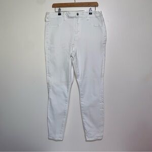 American Eagle Outfitters Next Level Stretch Women's Bright White Jeans Size 16